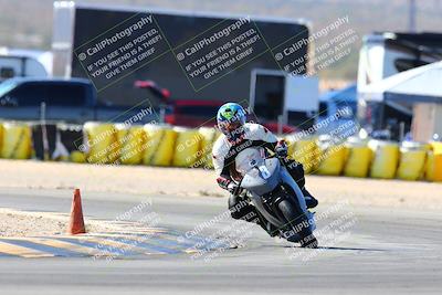 media/Feb-12-2022-SoCal Trackdays (Sat) [[3b21b94a56]]/Turn 2 (1045am)/